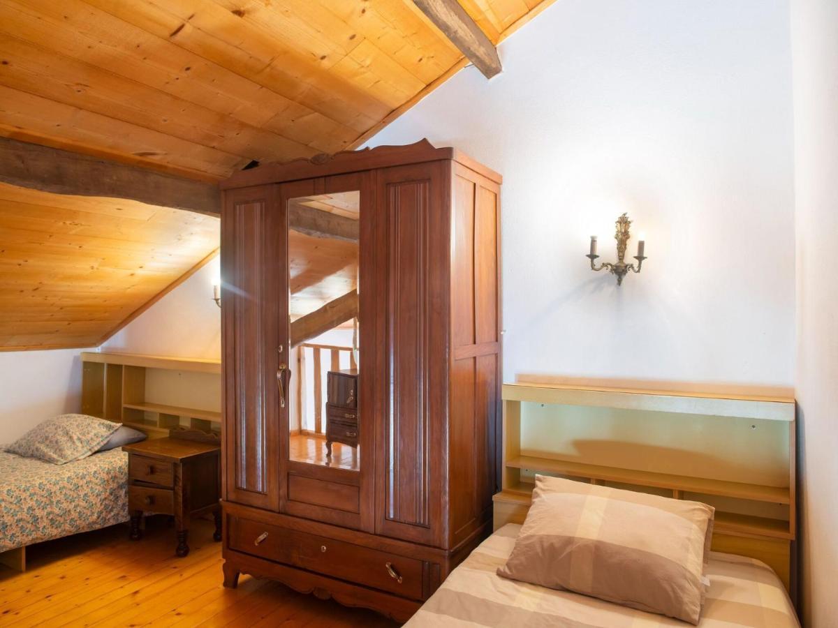 Вилла House With Authentic Tiling And Antique Furniture Монтемор-у-Нову Экстерьер фото